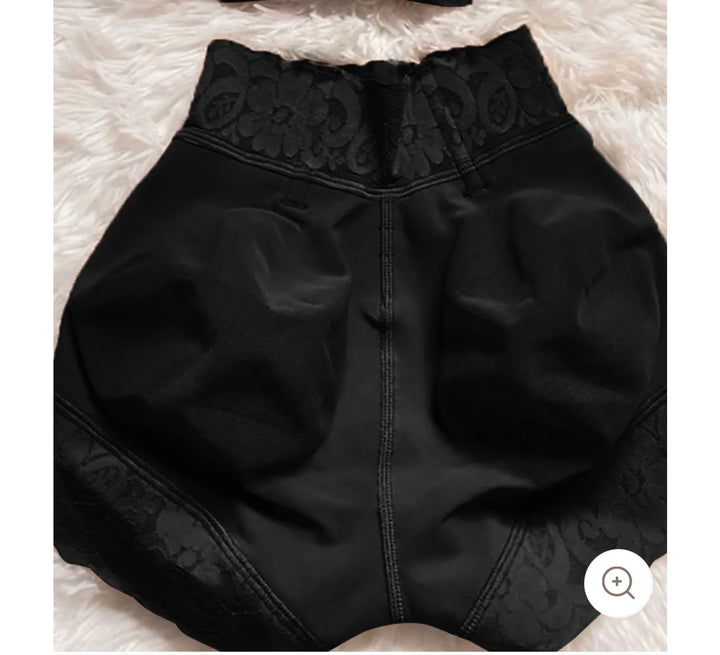 Lace Stitching Butt Lifting Slimmer Front Buckle Shaping Shorts